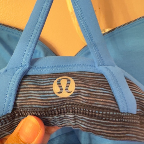 Lululemon C.Y.B Tank Cornflower Wee Are From Space October Inkwell Women Size 4? - Picture 7 of 11